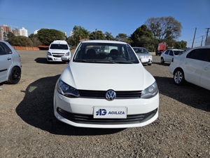 AUTO - VW / VOYAGE CL MA