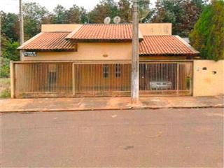 Terreno urbano, constituído pelo lote 01 da quadra F, do Jardim Palmares