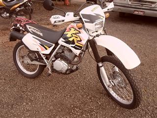 Honda / XR 200 R