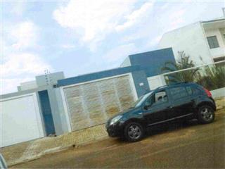 Lote urbano n° 10 (dez), medindo 363,60 m², da quadra n° 14 (quatorze), do Jardim Novo Milênio