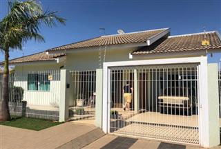 Lote de terras sob nº 107-C com a área de 463,36m², com construção não averbada - Maringá PR