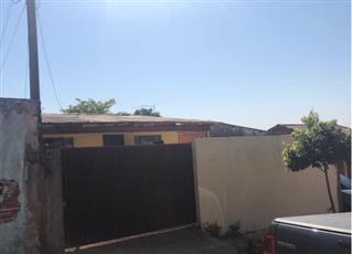 Lote de terras n°17, da Qd n° 02, com a área de 120,00 m², com construção não averbada - Londrina PR