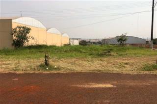 Terreno de 1.000 m², constituído pela Data nº 08, da Quadra XVI, da planta do Jardim Santa Paula, em Ibiporã, PR