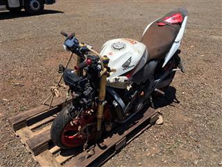 Veículo(SUCATA) - Honda / CBR 600F 