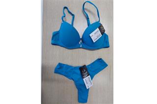 Conjunto Diversas Cores e Estampas e Produtos de Outlet