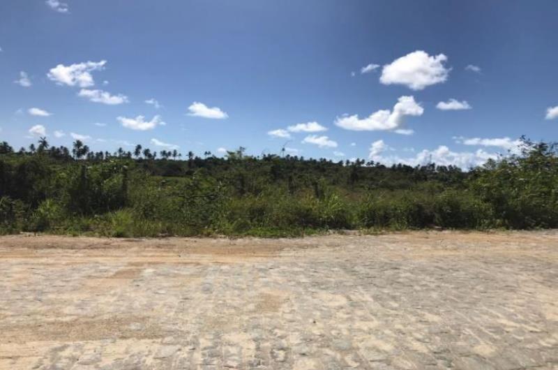 Lote de terreno n° 07, da Quadra M, com área total de 900,00 m², localizado no Loteamento "Porto Summer", na cidade de Ipojuca, PE