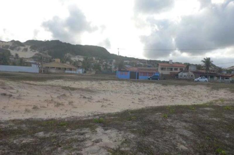 Terreno constituído pelos lotes n°s 354, 355 e 356 da quadra nº 20, área de 1.800 m², Lot. Parque dos Búzios, Nisia Floresta/RN