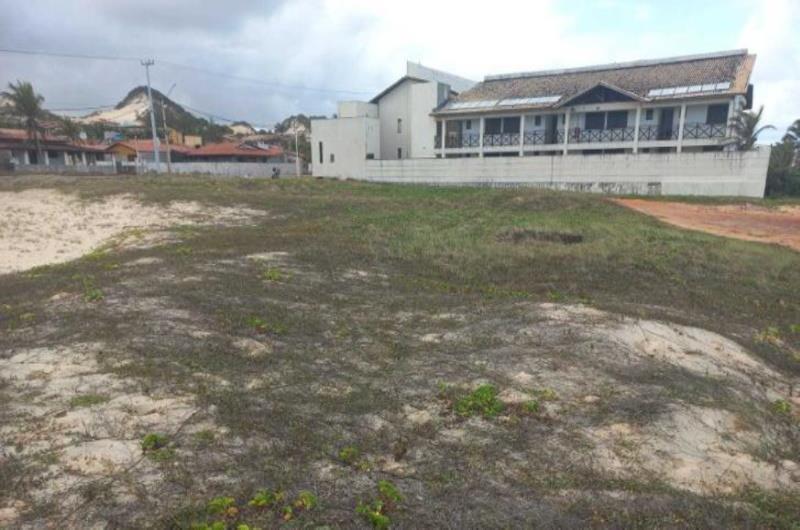 Terreno constituído pelos lotes n°s 354, 355 e 356 da quadra nº 20, área de 1.800 m², Lot. Parque dos Búzios, Nisia Floresta/RN