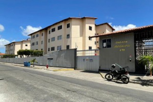Imóvel residencial situado à Rua das Oiticicas, nº 659, Apto. 004, Bloco 02, Passaré, Fortaleza/CE