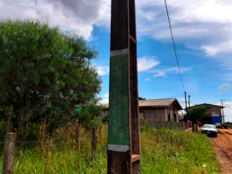 Lote n° 04, da Quadra "F", com área de 252,00 m², localizado no Residencial Colina Verde, Pinhão/PR