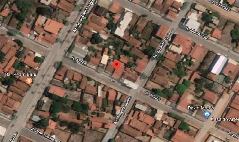 Terreno Urbano n/cidade, de 240,00 m², localizado no Bairro Lapinha, na cidade de São Francisco, MG