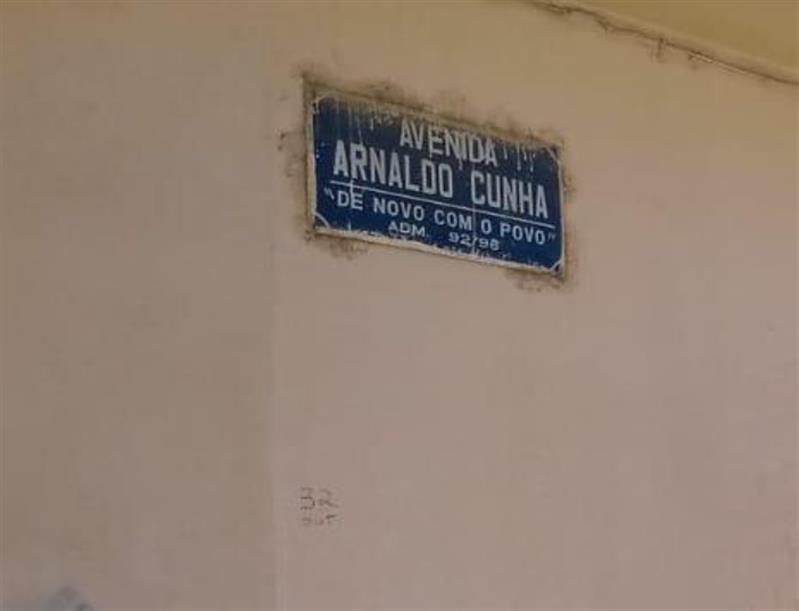 Terreno Urbano n/cidade, de 240,00 m², localizado no Bairro Lapinha, na cidade de São Francisco, MG