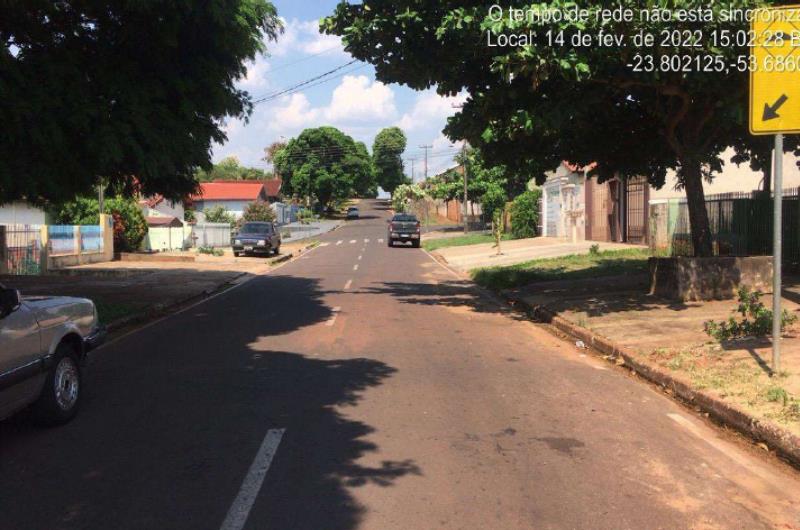 Terreno sem benfeitorias, com área de 300,00 m², localizado à Rua Bernardino de Campos, n° 1.562, Centro, na Cidade de Pérola/PR